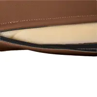Keilkissen mit Kunstlederbezug 40x40x10/2 cm | Mocca