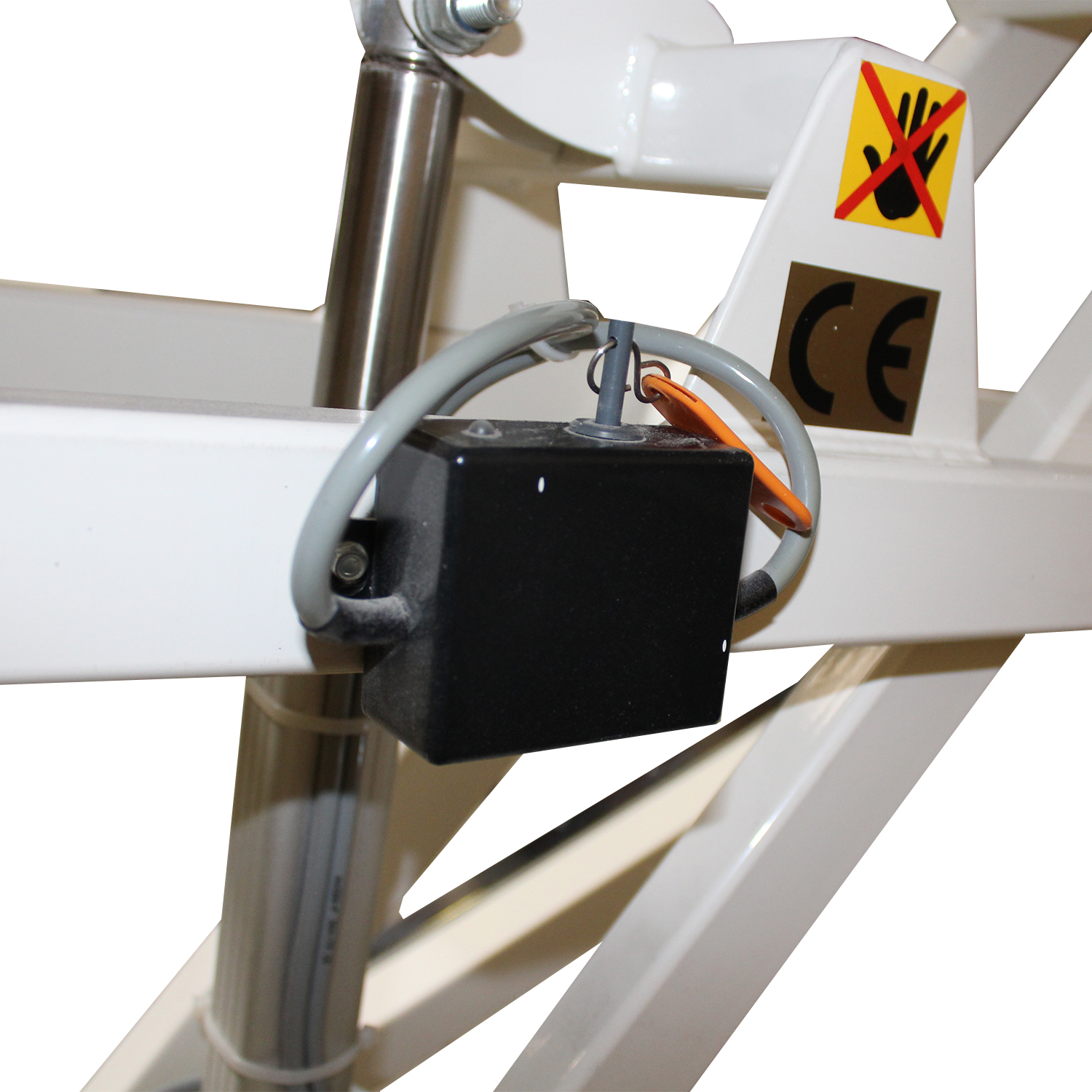 Behandlungsliegeliege 3-tlg, Elektrik, mit aufstellbarem Fußteil 